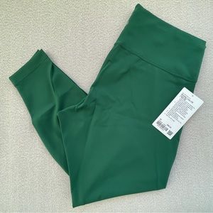 NWT Wunder Train High-Rise Tight 28", size 20